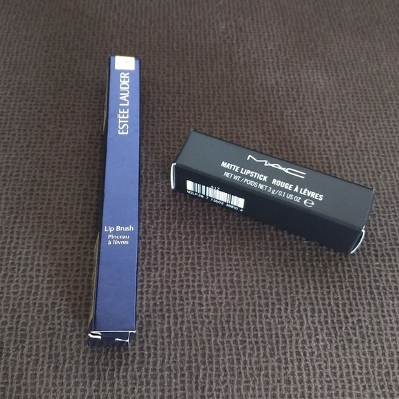 ✨️HP✨️ Beauty💋 Bundle - MAC and Estee Lauder - Picture 2 of 14